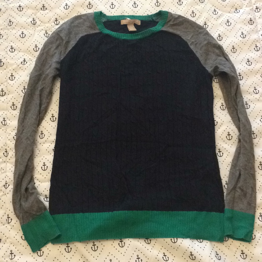 Banana Republic cable knit sweater Small